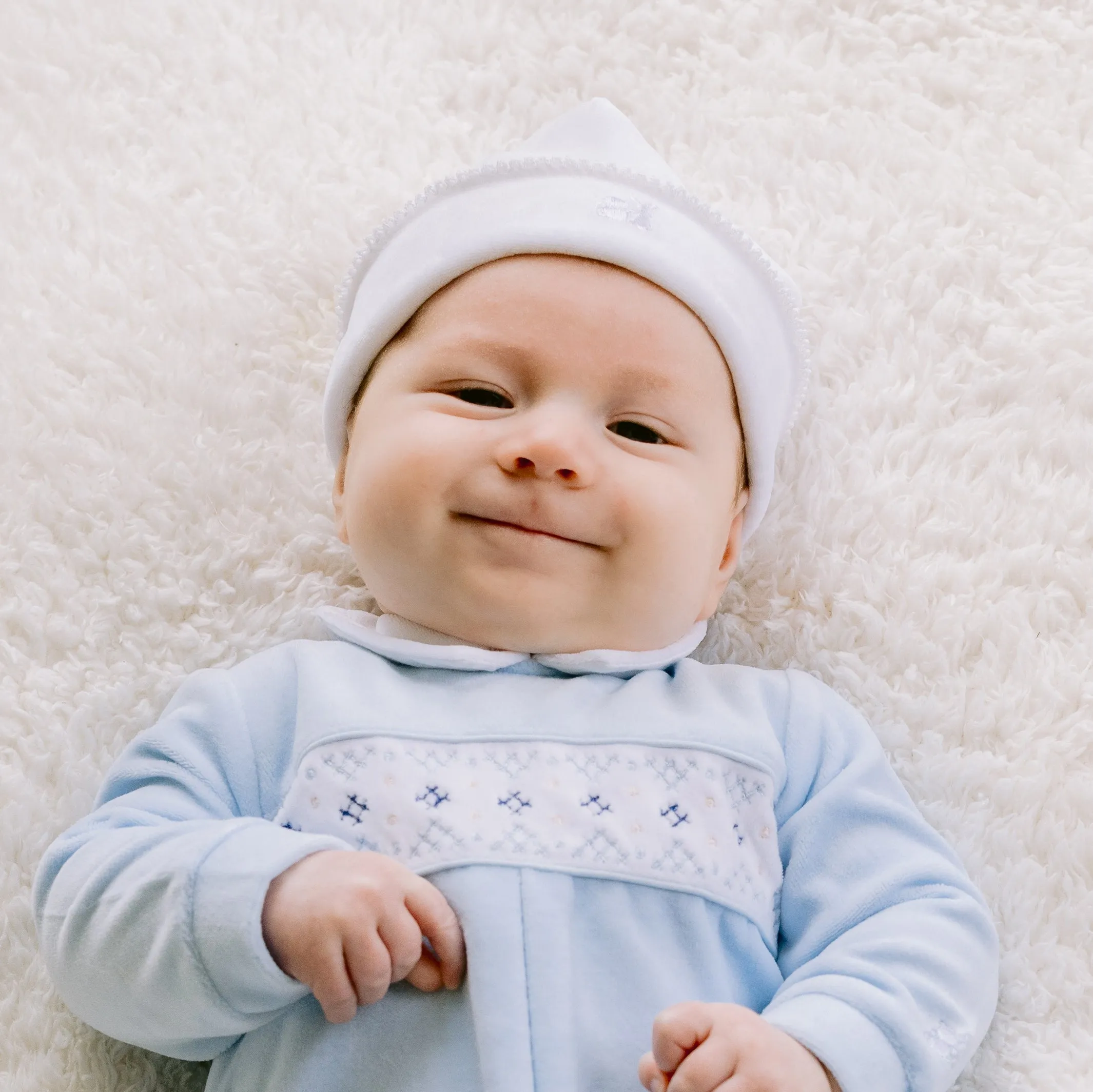Novel White Unisex Baby Velour Pull On Hat