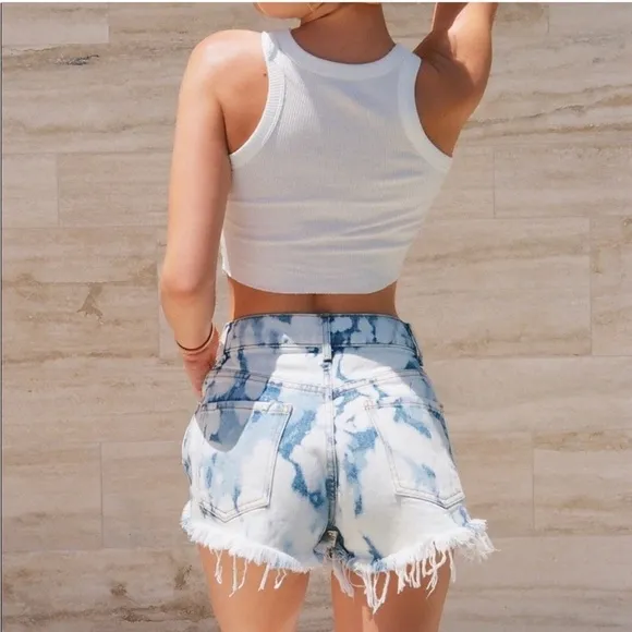 NWOT Revice Hollywood Shorts Bleached Light Blue White Raw Hem High Rise 24