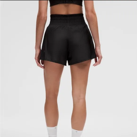 NWT lululemon lightweight super high rise shorts 4” black size 8