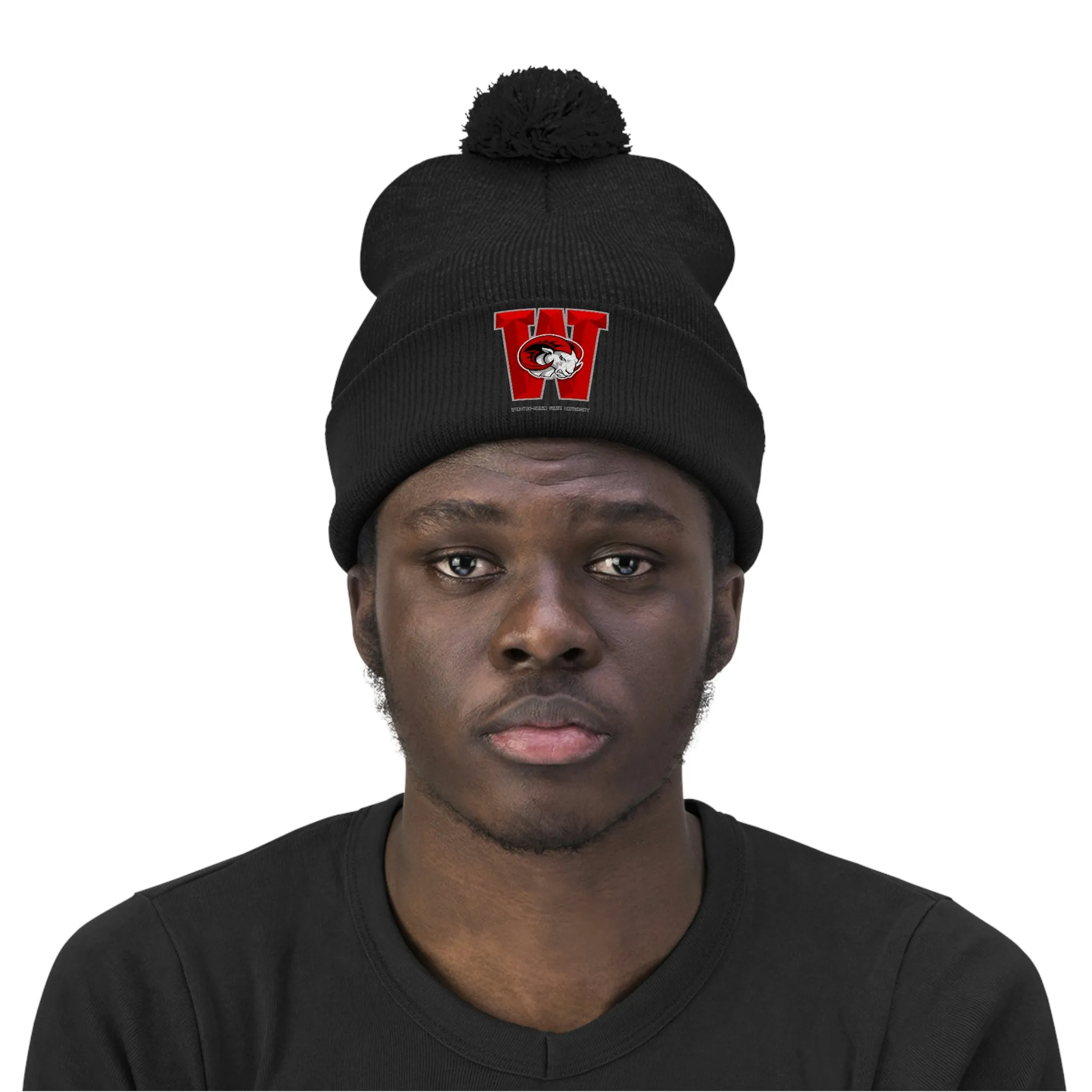 POM POM W BEANIE