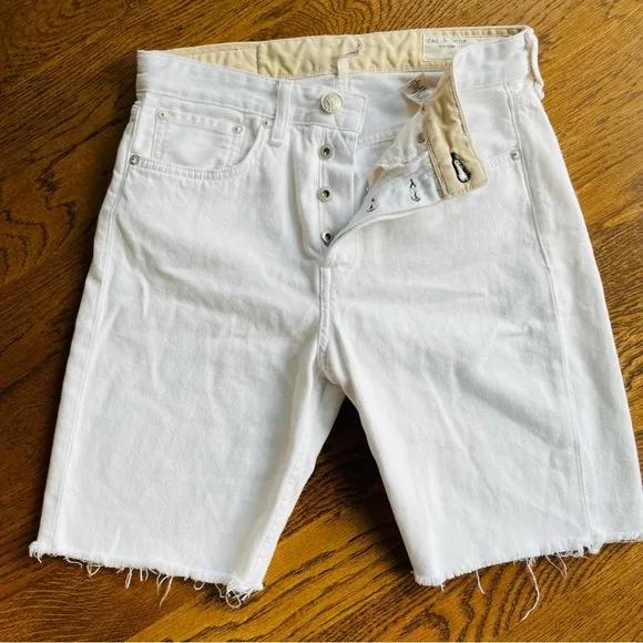 Rag &amp; bone Maya High Rise Walking Bermuda shorts White Raw Hem Size 25