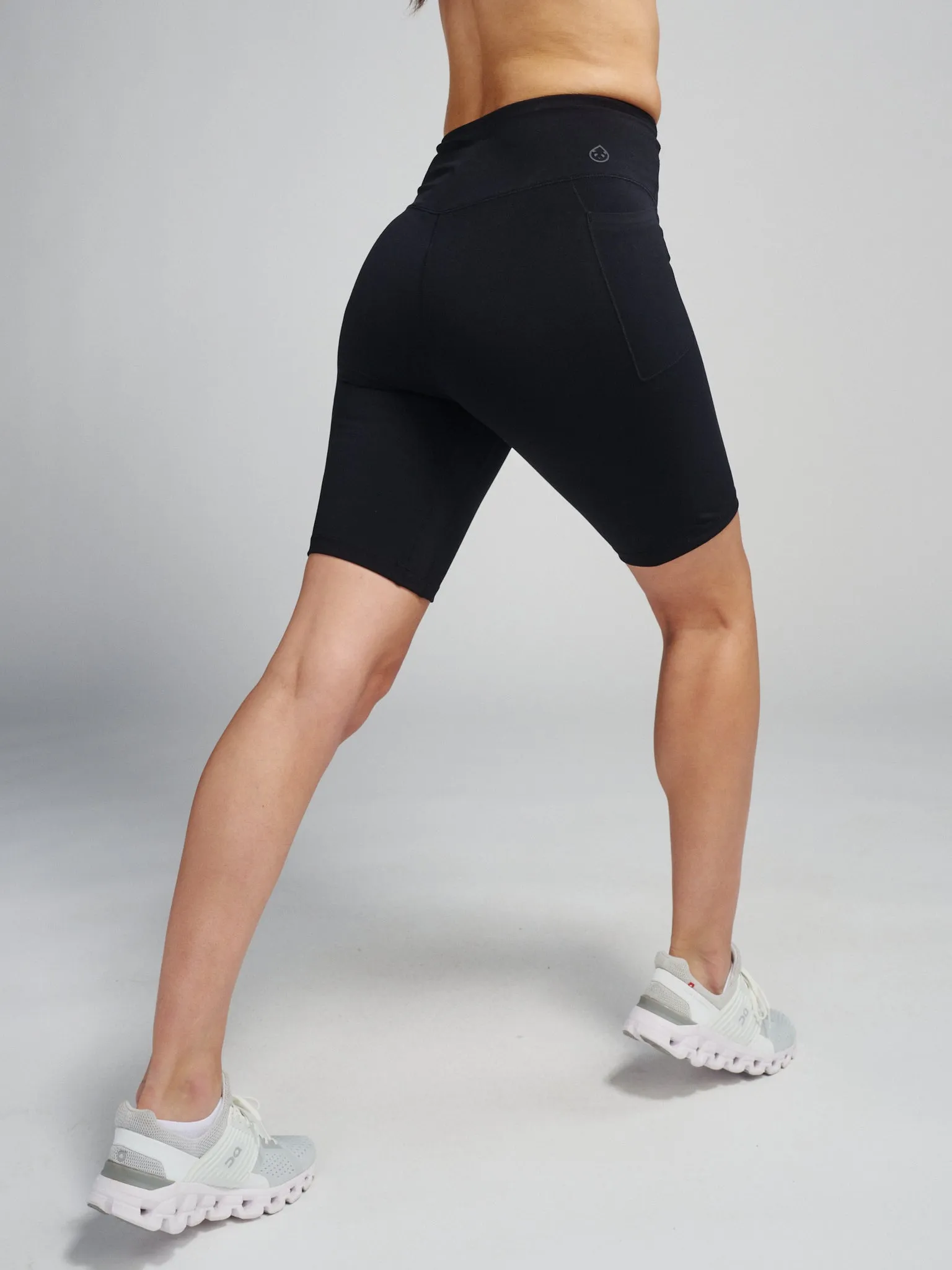 Sculptive Pocket Bike Short 8in