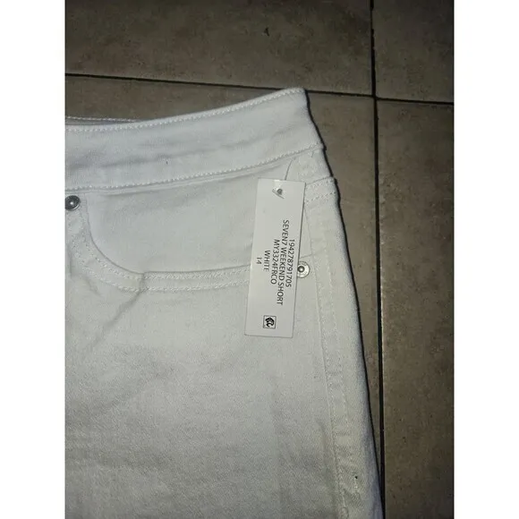 Seven7 Women's 5&quot; Fray Hem‎ Mid Rise  White Denim Weekend Shorts Size 14