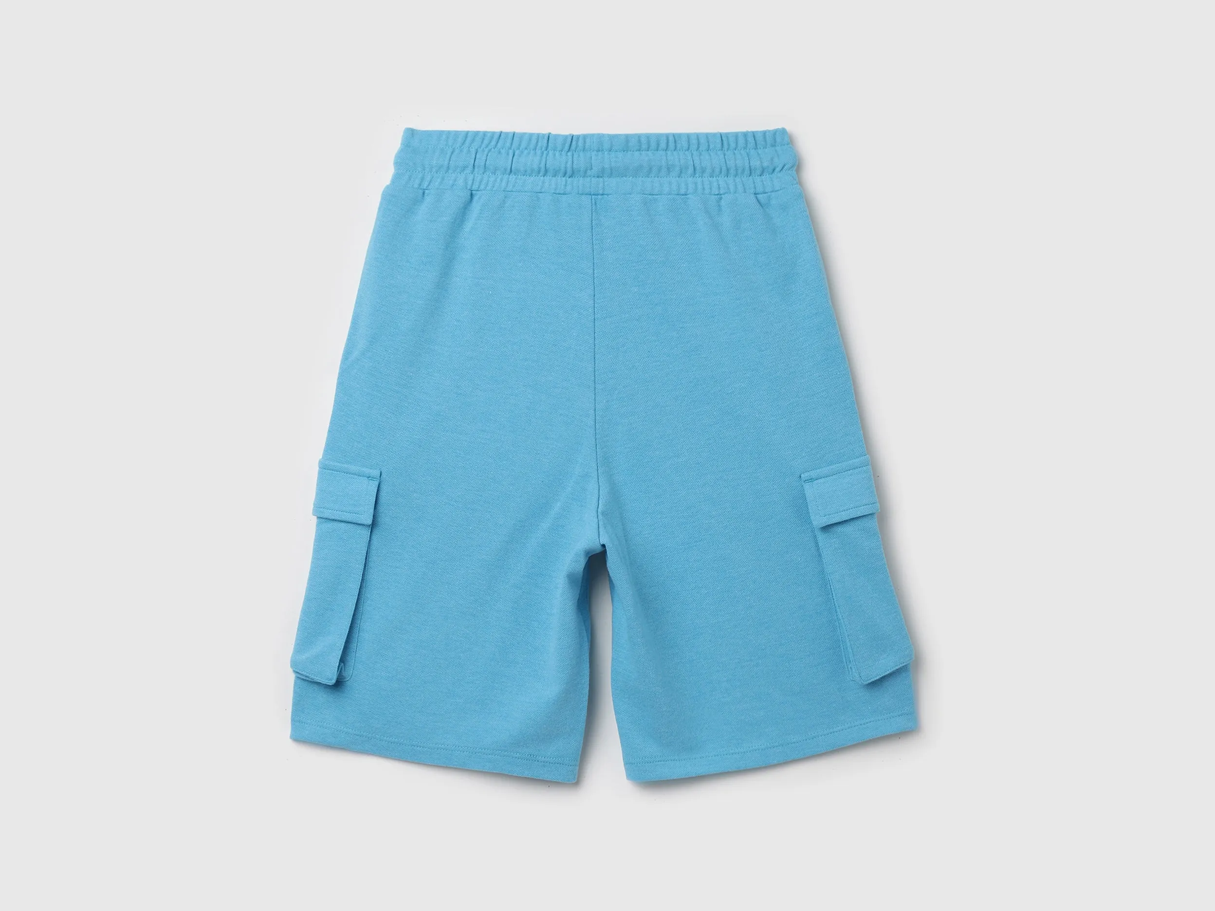 Solid Regular Fit Mid Rise Shorts