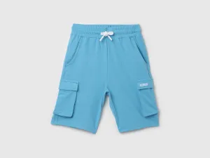 Solid Regular Fit Mid Rise Shorts