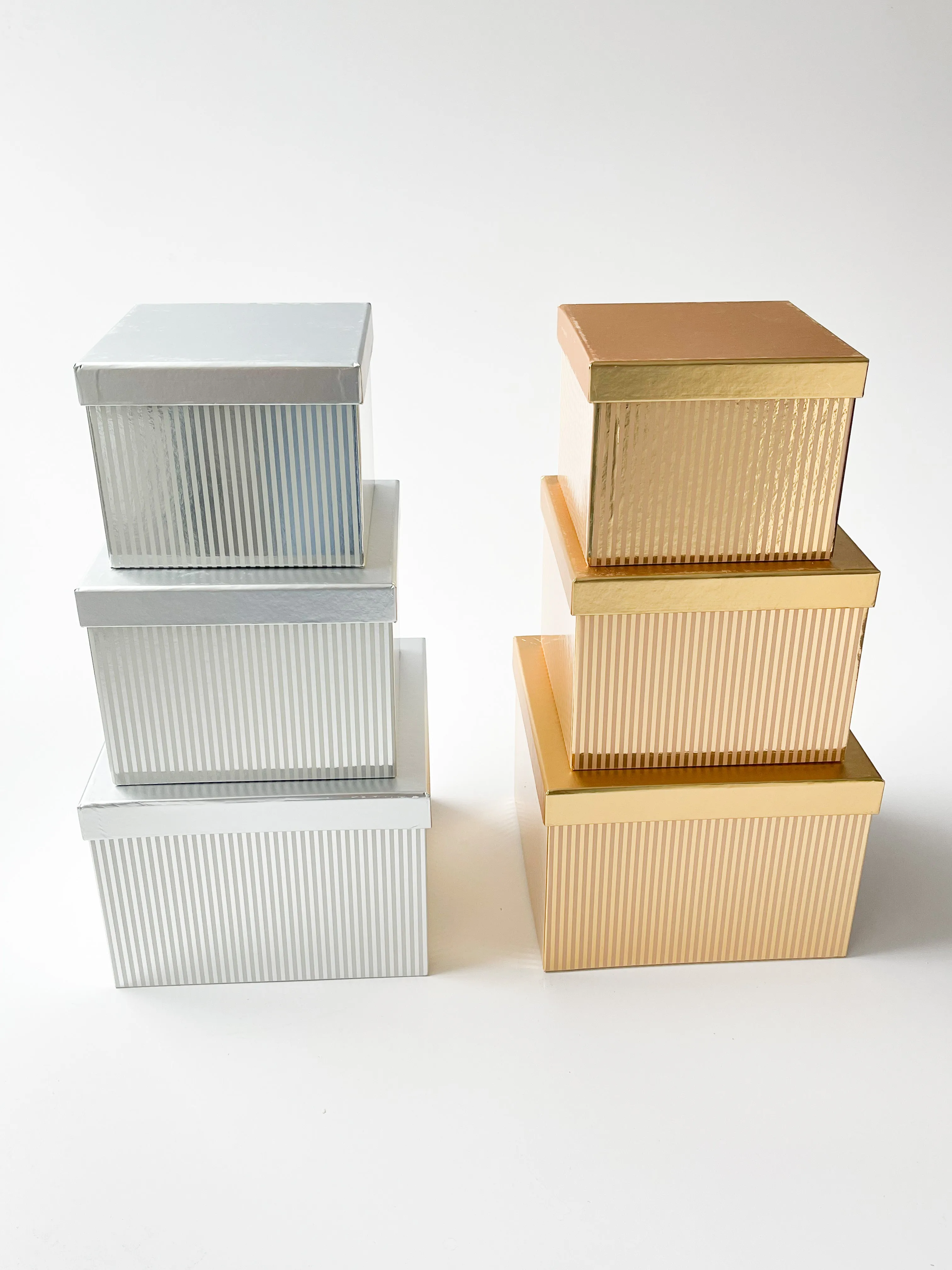 Square Flower Box With Vertical Lines