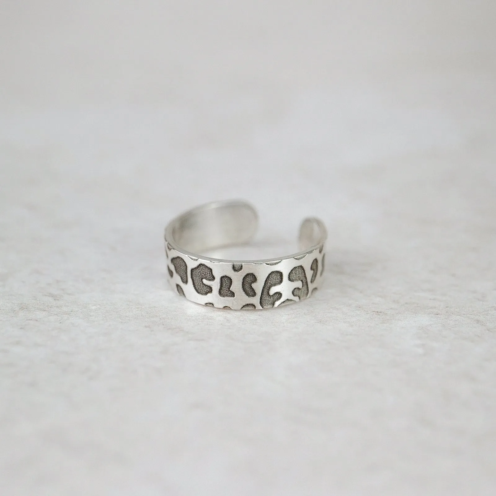 Sterling Silver Leopard Print Toe Ring