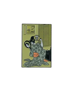 Takashima Ohisa Using Two Mirrors To Observe