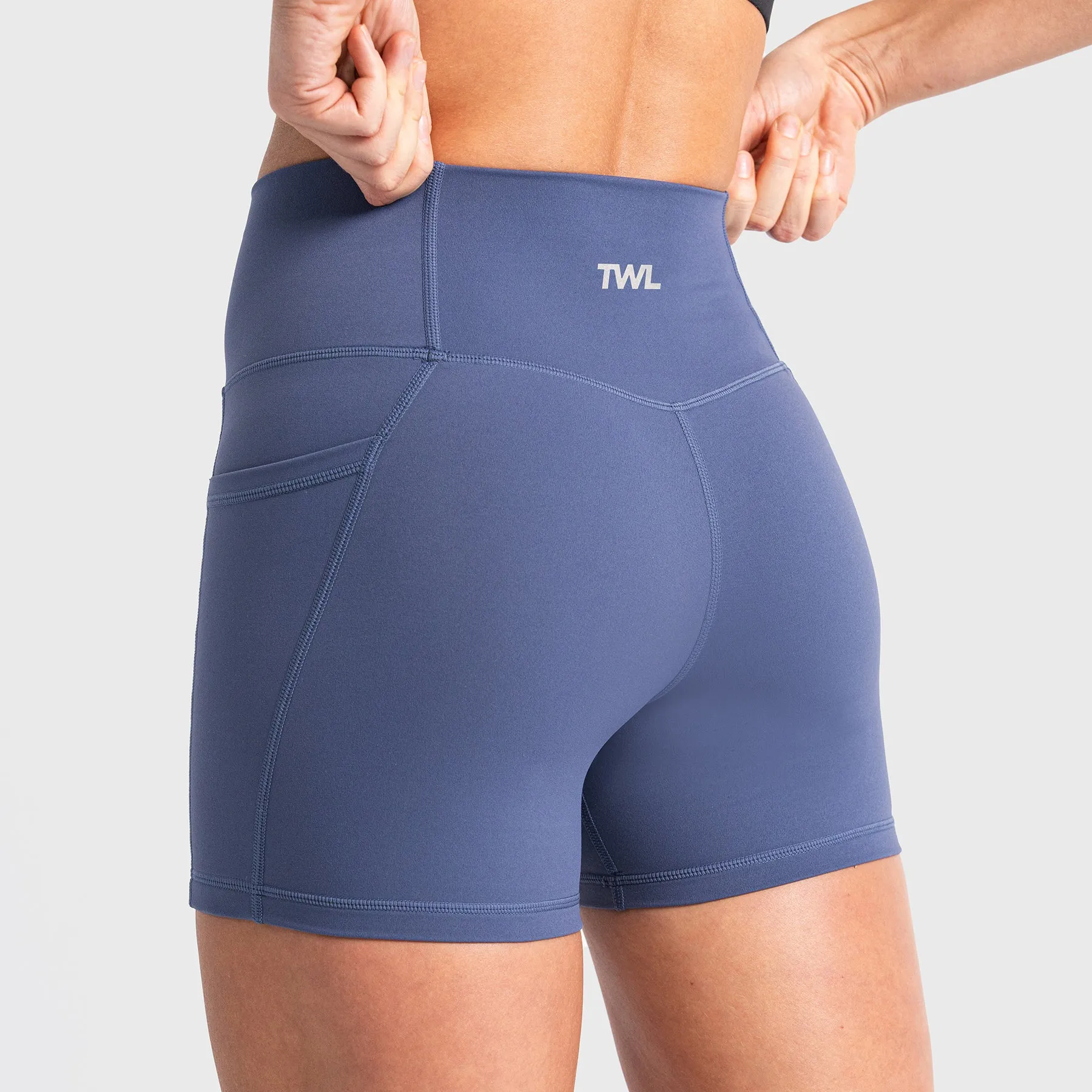 TWL - WOMEN'S REFINE SHORTS 4.5 INCH - CATALINA BLUE