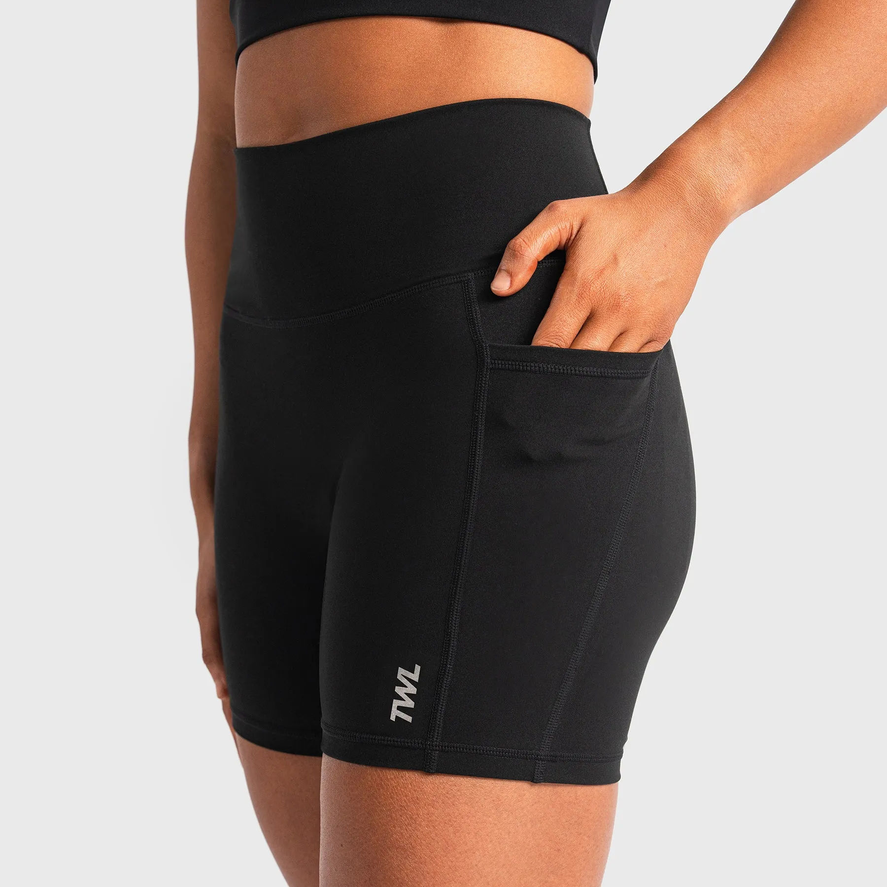 TWL - WOMEN'S REFINE SHORTS 6 INCH - BLACK