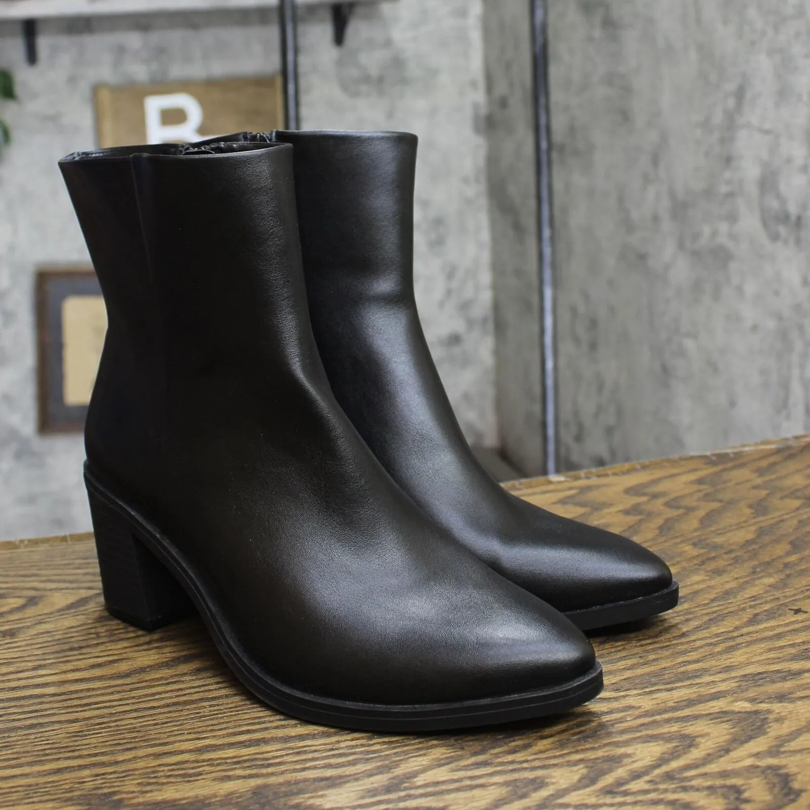 Universal Thread Womens Gayle Western Ankle Boots 90974045 Black 8M