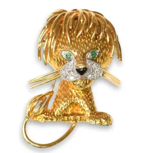 Van Cleef & Arpels Gold Diamond Emerald Lion Brooch With Original Box