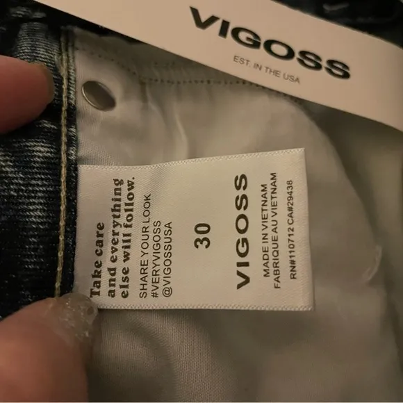 Vigoss Ace high rise Stat shorts