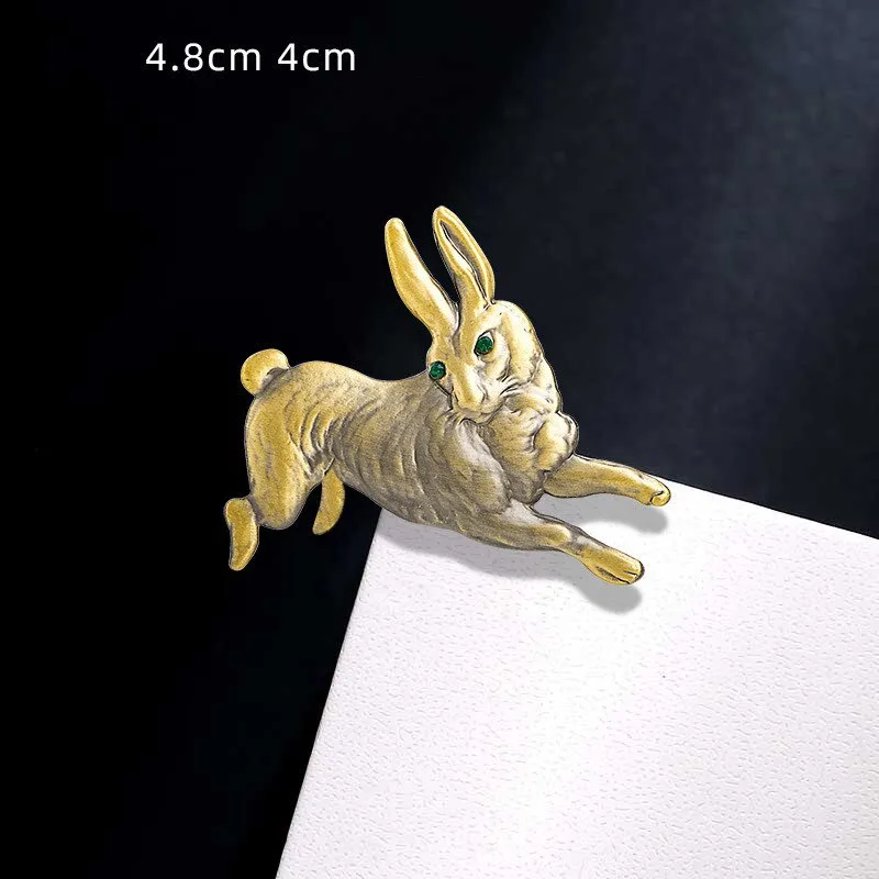 Vintage Crystal Hollow Bunny Brooches for Women Cute Bow Rhinestone Rabbit Animal Office Casual Brooch Girls Cartoon Pins Gifts